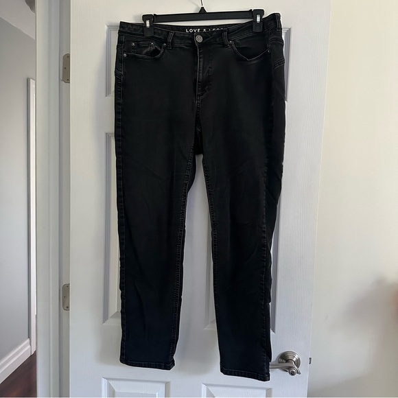 Size 18 Love and Legend Black Straight Leg Jeans - Picture 2 of 5
